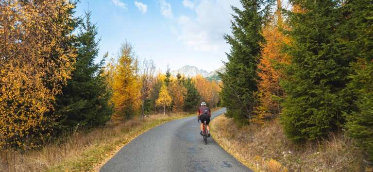 The High Tatras on a bike: Relaxation and stunning scenery combined