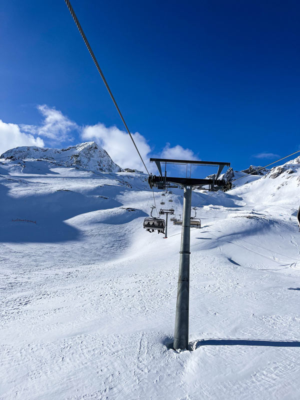 Cable car in Stubaier Gletscher