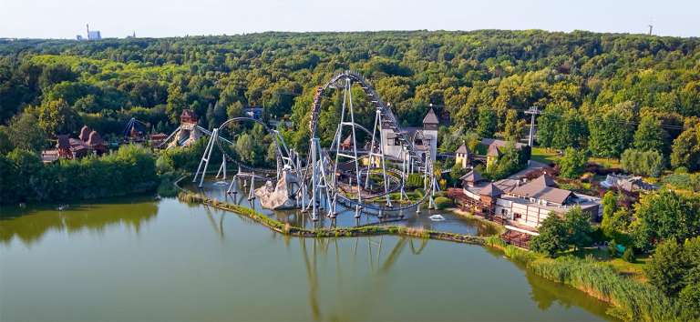A day trip to Legendia: Roller coasters and attractions