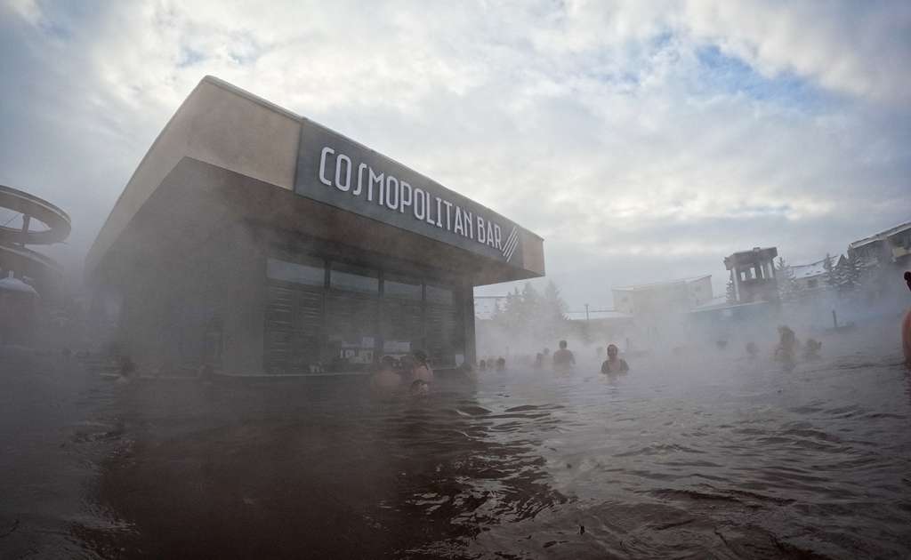 Cosmopolitan bar Bešeňová