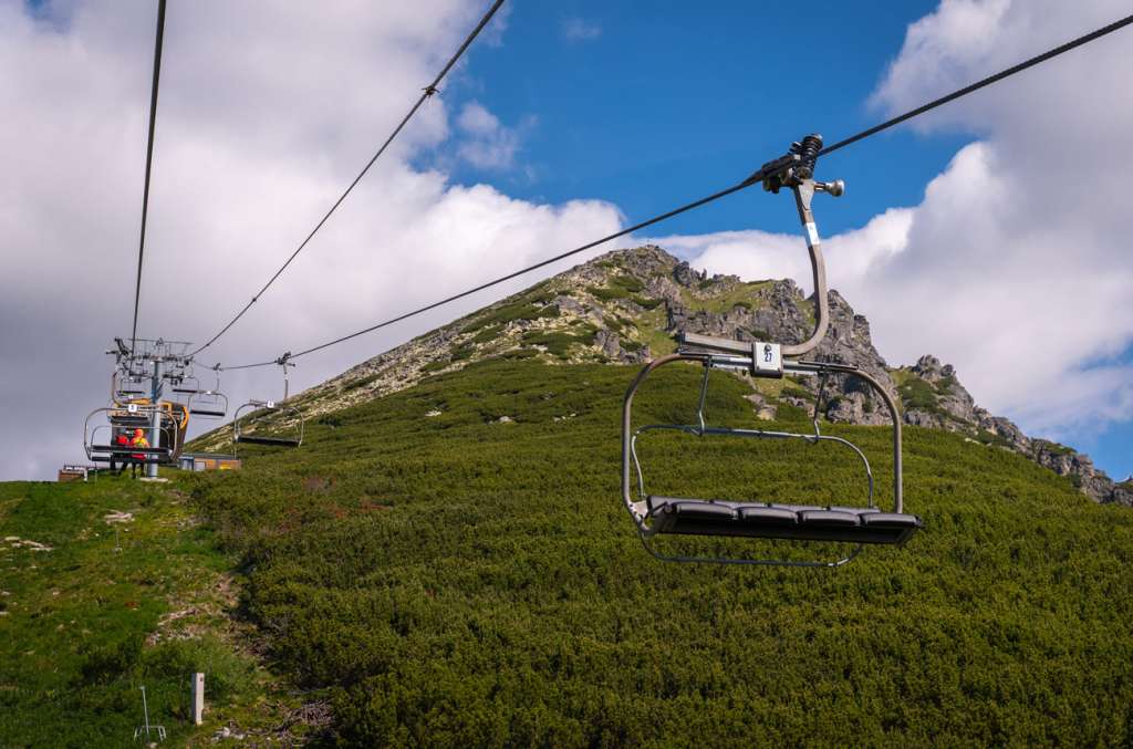 Lanovka zo Štrbského plesa na Solisko