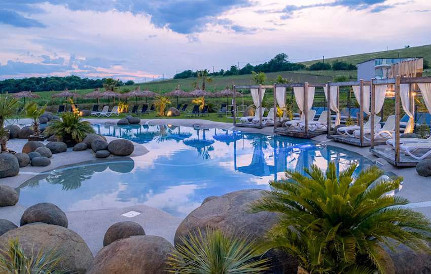 Vonkajšie jazierka pri Hoteli Lake Garden Tatralandia
